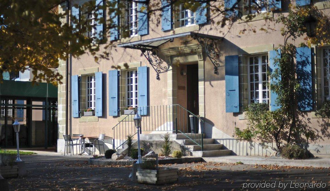 Hostellerie Les Chevreuils Lausanne Bagian luar foto